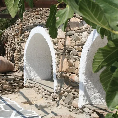 Petra Village Aparthotel Chora (Ios)