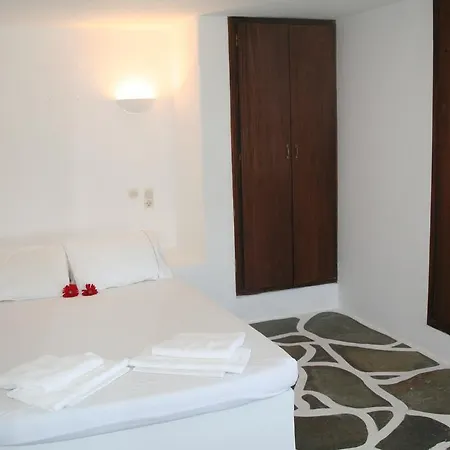 Aparthotel Petra Village Chora (Ios)