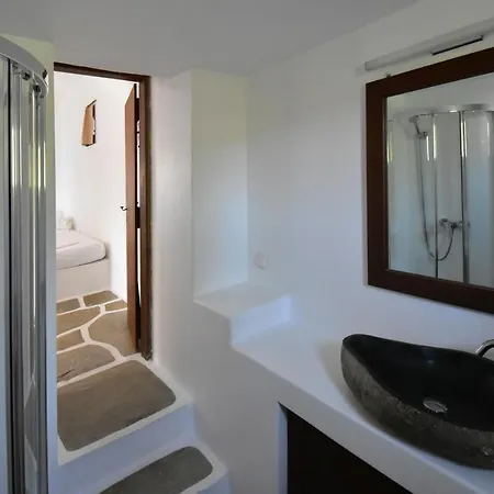 Petra Village Aparthotel 3*