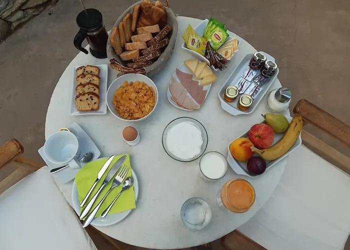 Petra Village Aparthotel Chora (Ios)