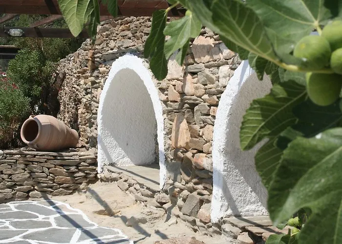 Petra Village Aparthotel Chora (Ios)