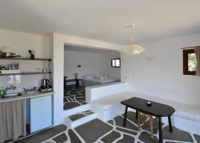 Petra Village Aparthotel Chora (Ios)